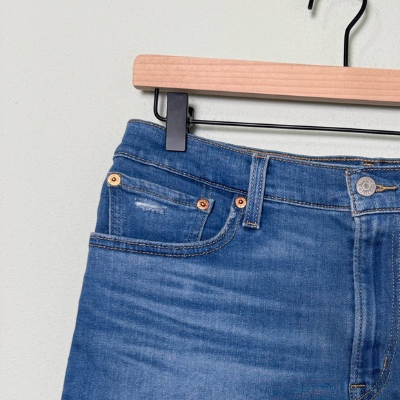 Levi's High Rise Denim Jean Cut Off Raw Hem Distressed Shorts Size 31 - Picture 3 of 7